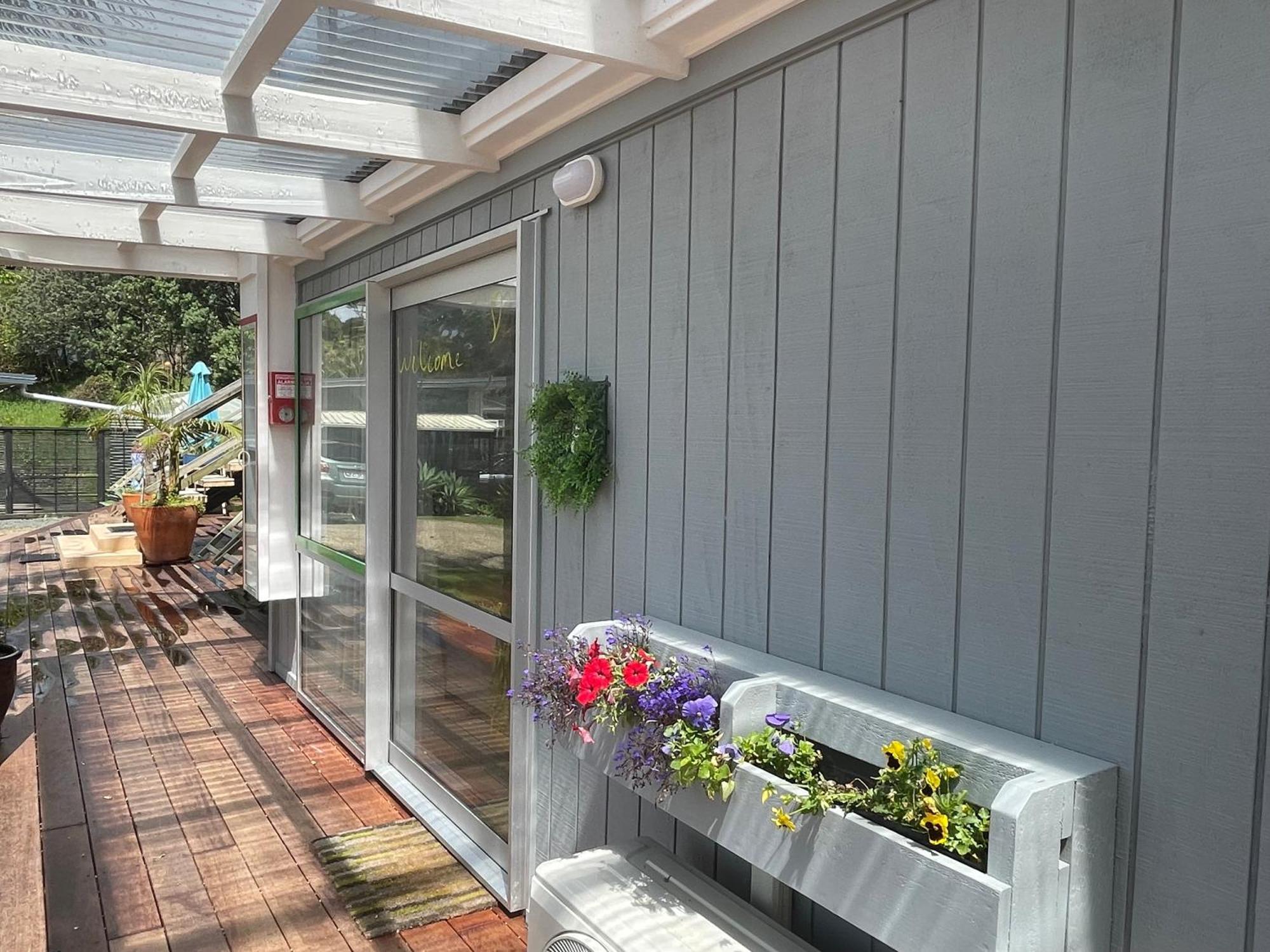 Driftwood Lodge Beachfront, Cable Bay, Northland Coopers Beach Εξωτερικό φωτογραφία